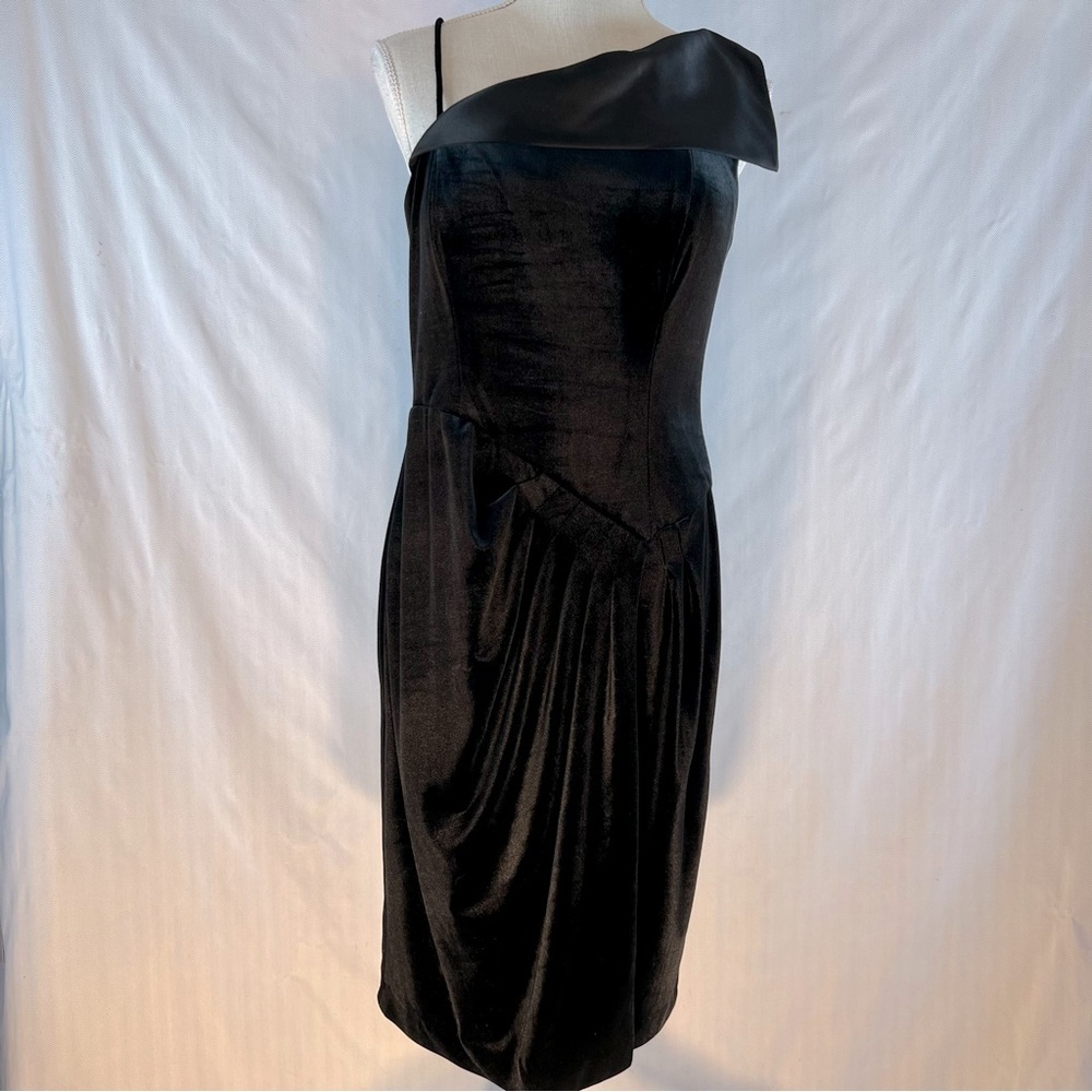 Alex Evening Dress Cocktail Holiday Black Velvet Satin Collar One Shoulder 10 👍